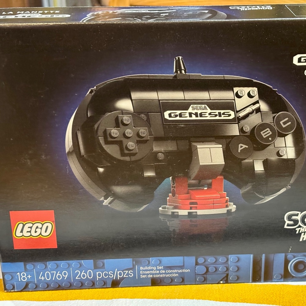 LEGO SEGA Genesis Controller 40769 UNOPENED